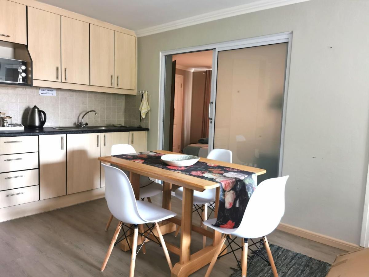 Апартаменти Mulberry Gardens Self Catering Свакопмунд Екстер'єр фото
