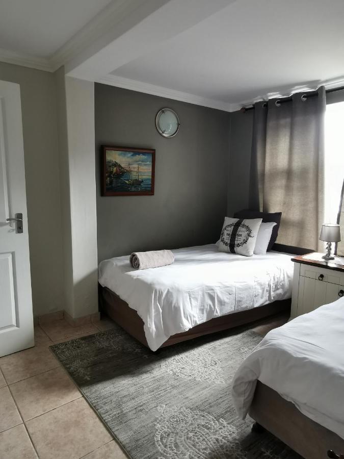 Апартаменти Mulberry Gardens Self Catering Свакопмунд Екстер'єр фото
